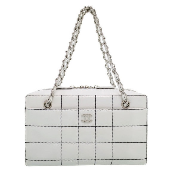 Chanel Leather Chocolate Bar Chain Shoulder Bag White - Picture 1 of 9